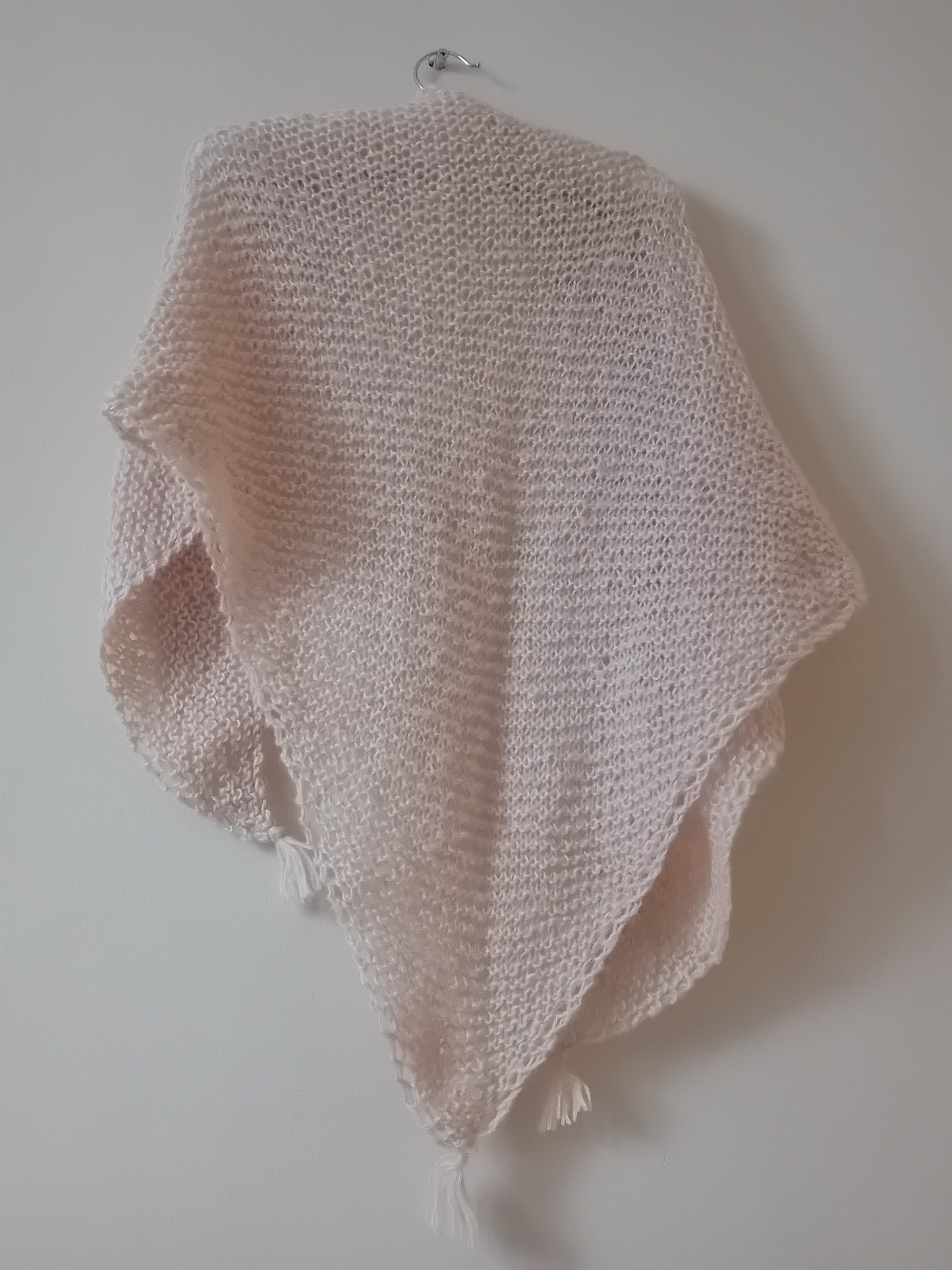 Woolen beige scarf // triangle wrap // LIMITED EDITION