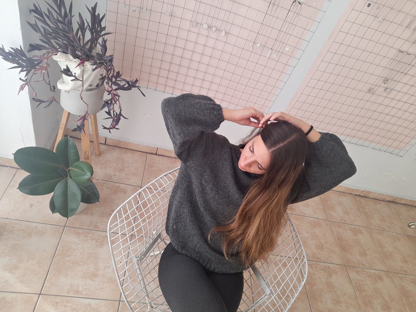 Hand knit soft sweater // made by MUM // gray wool blend