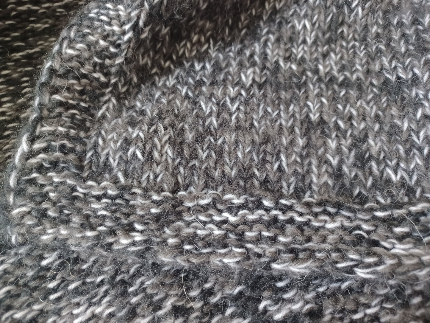 Luxury woolen cardigan // mohair blend // triple yarn // limited edition // 100% knit by mum