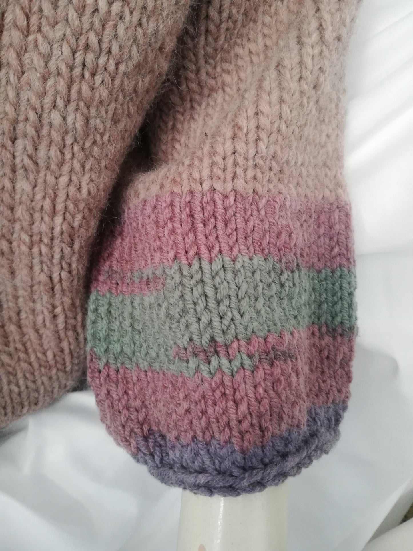 Hand knit CHUNKY sweater // made by MUM // Limited edition // different colour sleeves