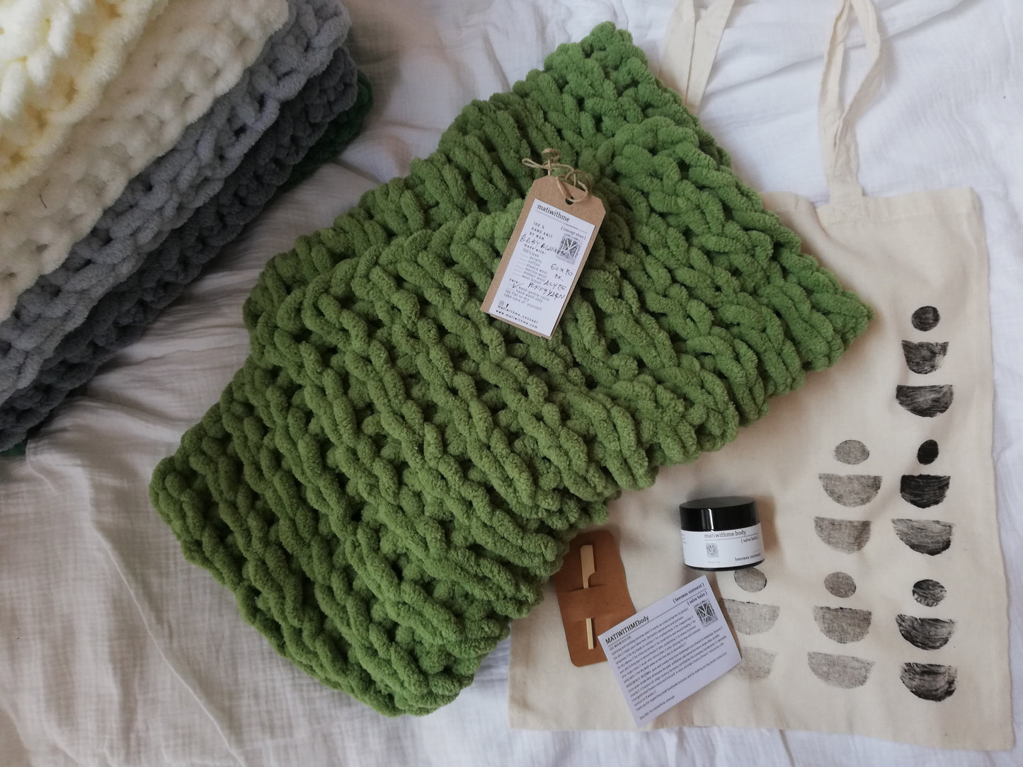 BABY BLANKET + BEESWAX balm + HAND PRINT tote set // baby shower // gift set // newborn