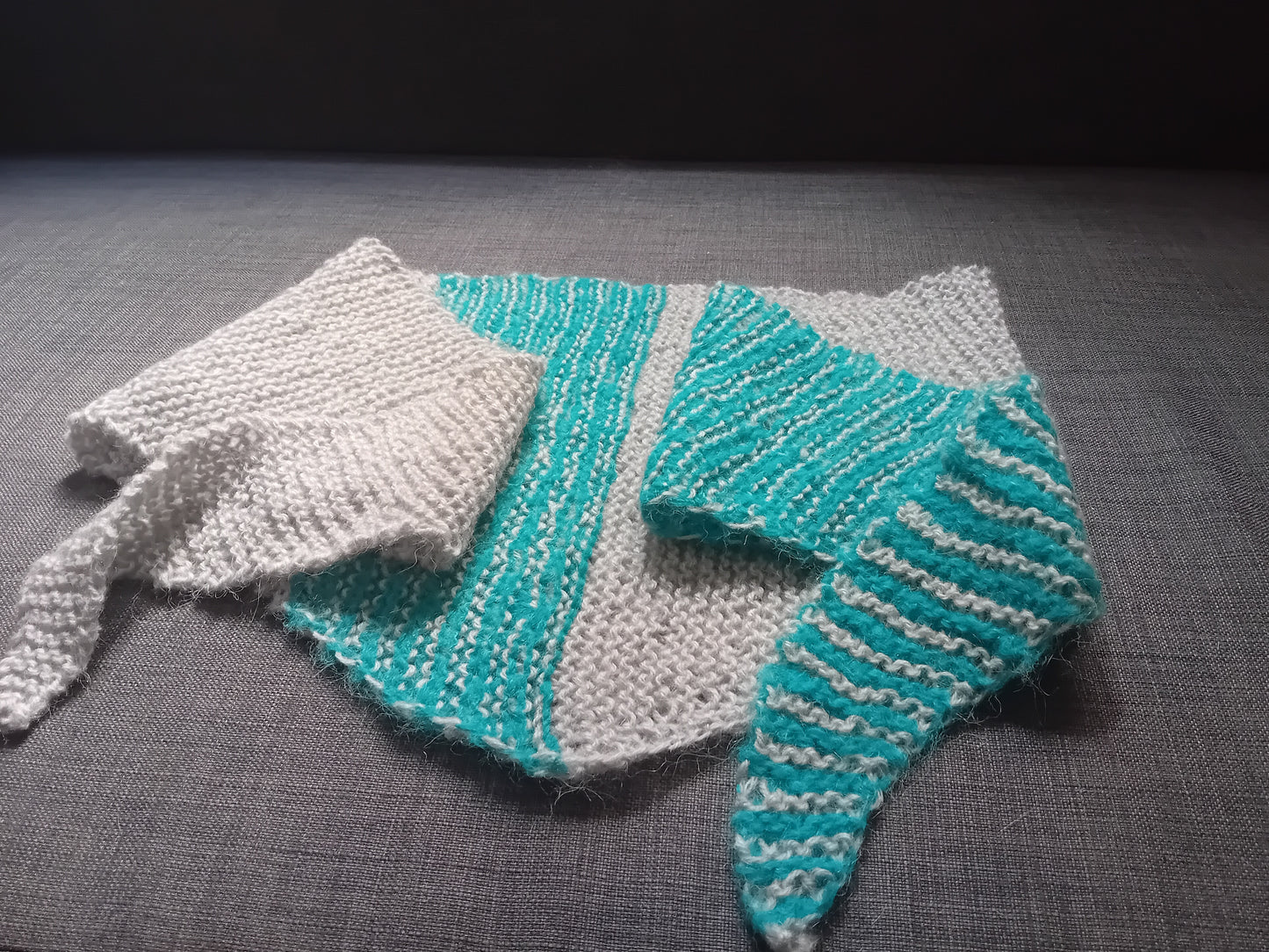 Woolen triangle scarf // two toned // blue and gray // LIMITED EDITION