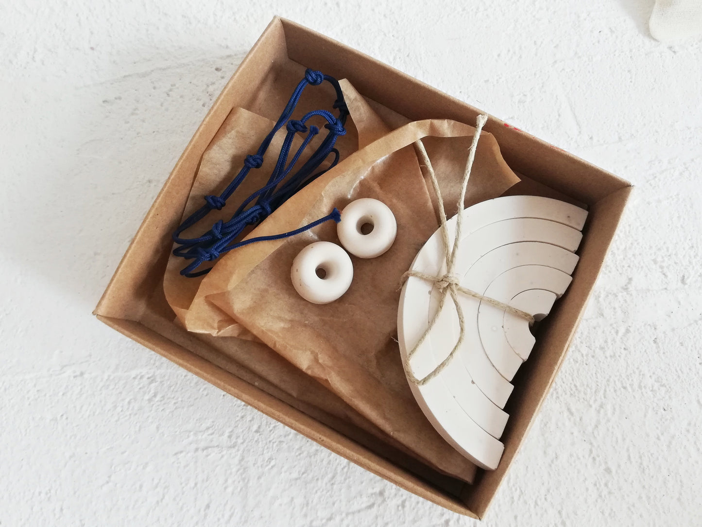 DIY Rainbow wall hanging // modular wall art